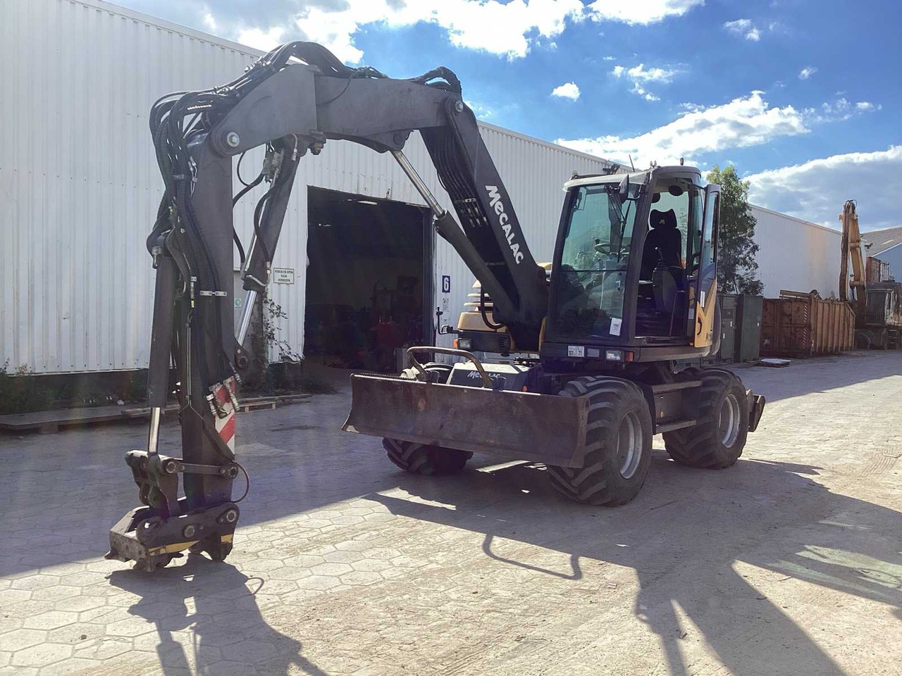 Mecalac 714MW - Mobile crane: picture 1 Mecalac 714MW - Mobile crane: picture 1