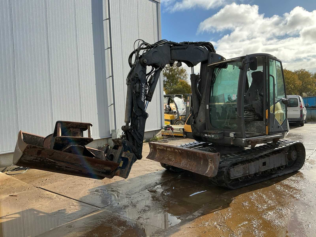 Mecalac 8MCR - Crawler excavator: picture 1 Mecalac 8MCR - Crawler excavator: picture 1