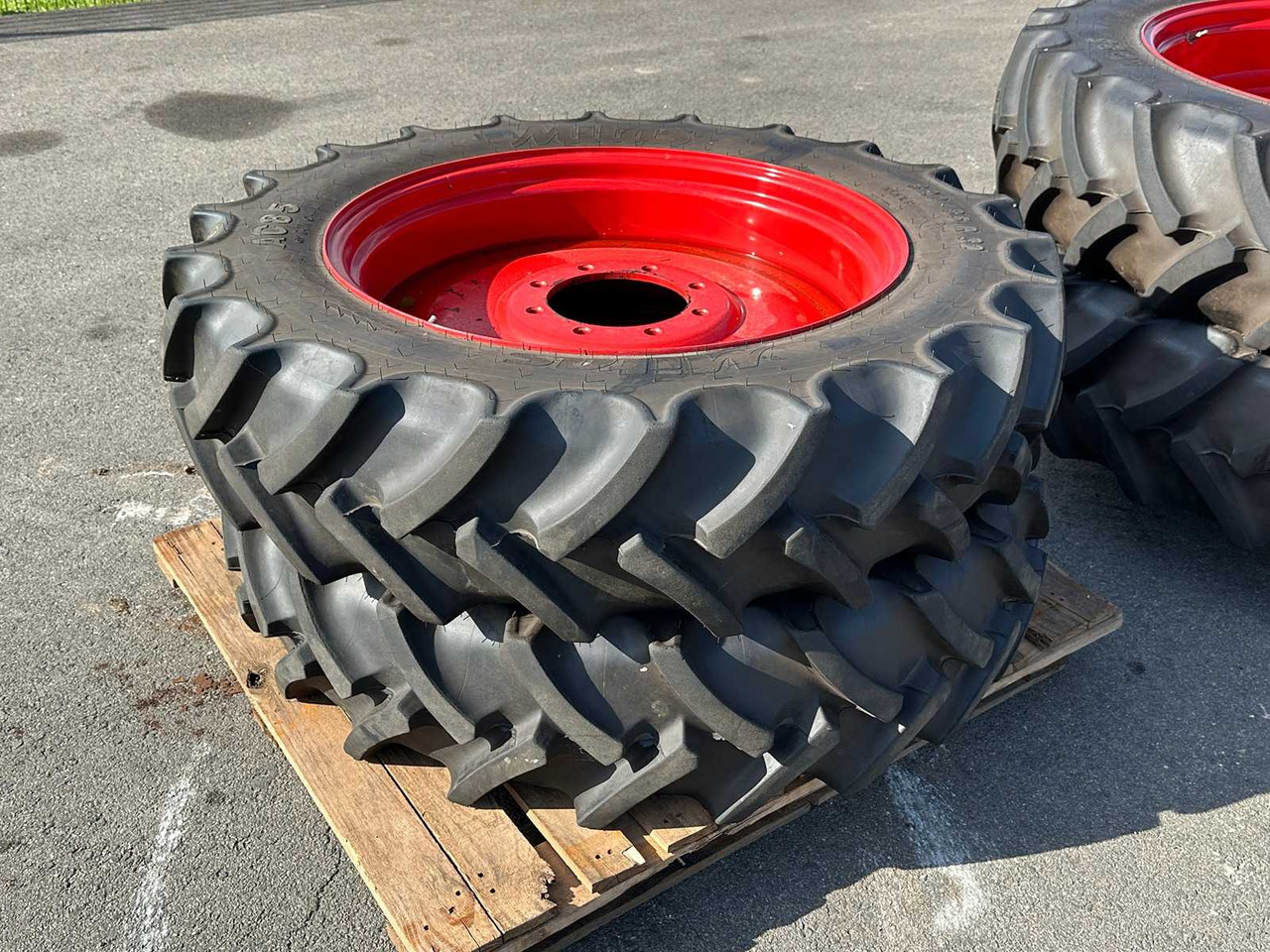 Mitas AC85 - Wheels and tires for Farm tractor: picture 3 Mitas AC85 - Wheels and tires for Farm tractor: picture 3