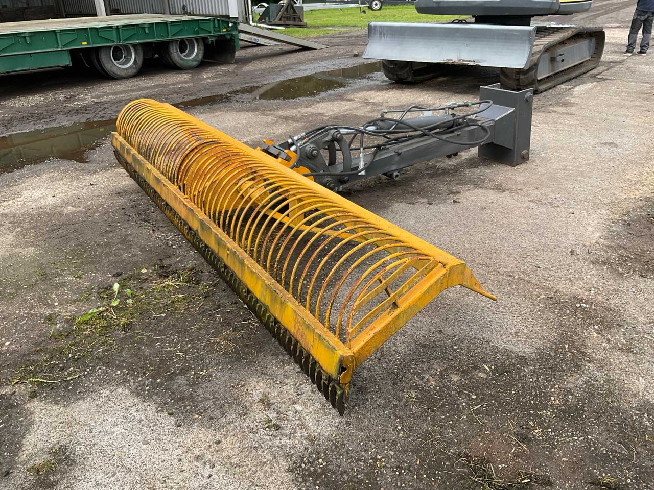 Flail mower/ Mulcher Mower bucket with extension boom: picture 6
