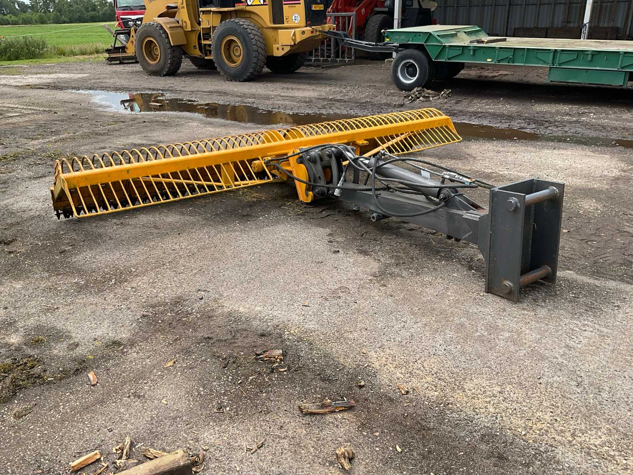 Mower bucket with extension boom - Flail mower/ Mulcher: picture 4 Mower bucket with extension boom - Flail mower/ Mulcher: picture 4