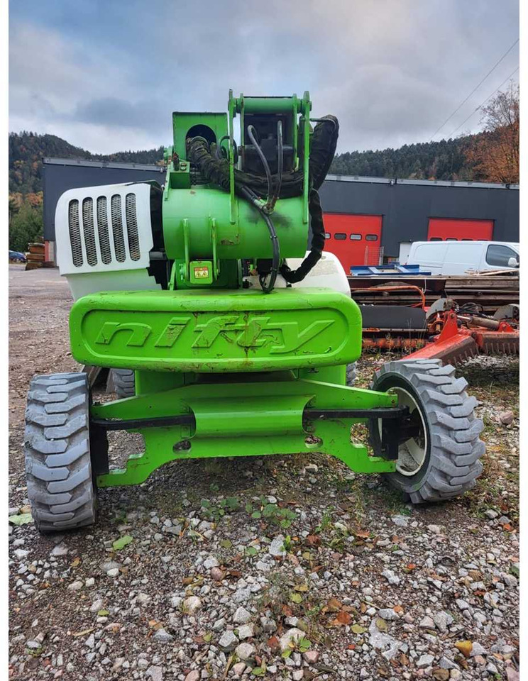 NIFTYLIFT - 2008 - HR21 - AERIAL WORK PLATFORM - Aerial platform: picture 1 NIFTYLIFT - 2008 - HR21 - AERIAL WORK PLATFORM - Aerial platform: picture 1