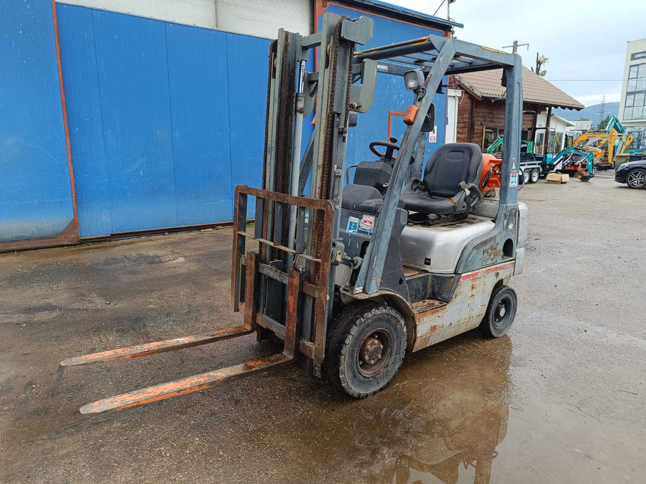 NISSAN - L01A15W - FORKLIFT TRUCKS - 2000 - Forklift: picture 2 NISSAN - L01A15W - FORKLIFT TRUCKS - 2000 - Forklift: picture 2
