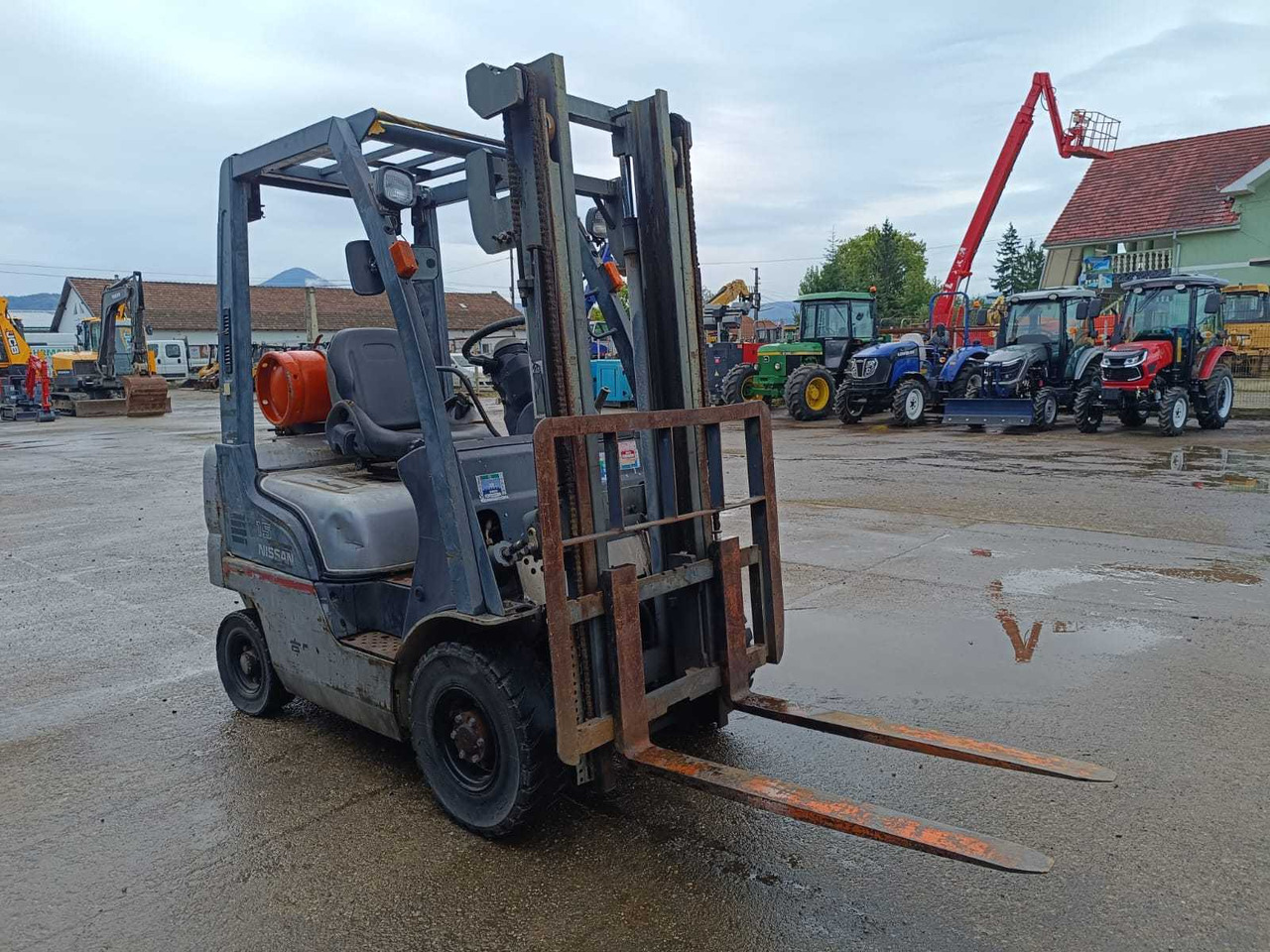 NISSAN - L01A15W - FORKLIFT TRUCKS - 2000 - Forklift: picture 1 NISSAN - L01A15W - FORKLIFT TRUCKS - 2000 - Forklift: picture 1