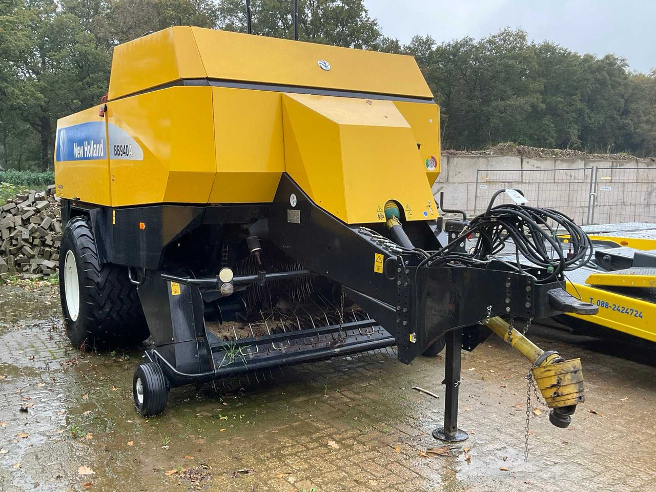 New Holland BB940R - Square baler: picture 2 New Holland BB940R - Square baler: picture 2