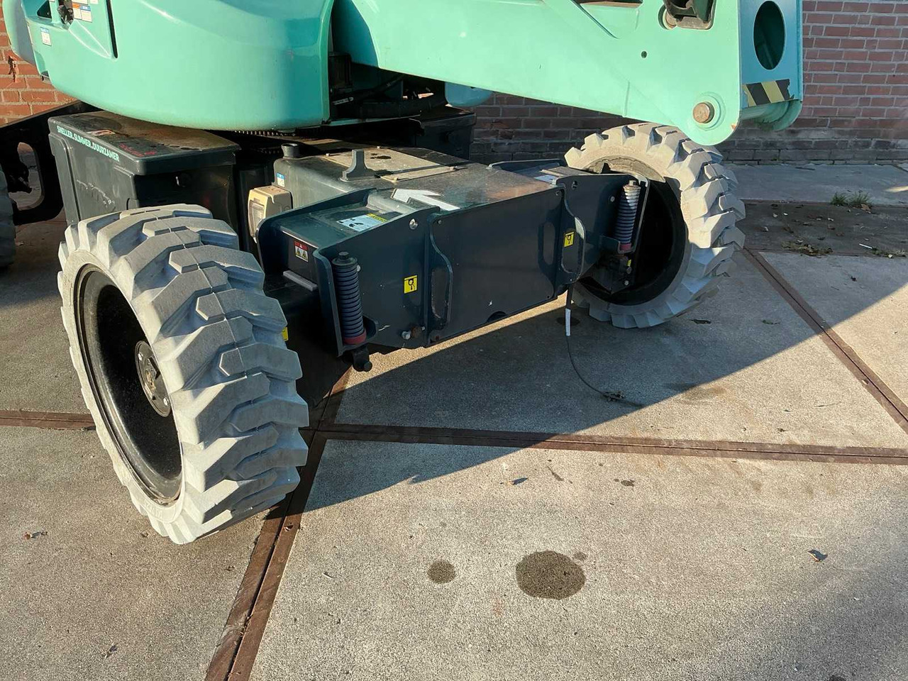 Niftylift HR21 Hybrid 4x4 MK2 - Aerial platform: picture 5 Niftylift HR21 Hybrid 4x4 MK2 - Aerial platform: picture 5