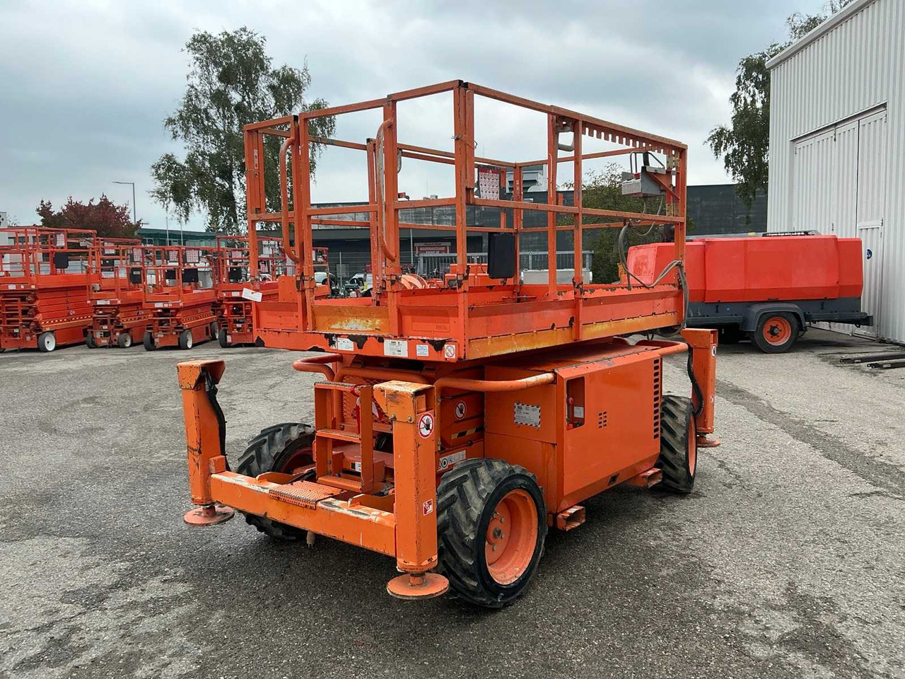 Skyjack SJ 6826RT - Aerial platform: picture 2 Skyjack SJ 6826RT - Aerial platform: picture 2