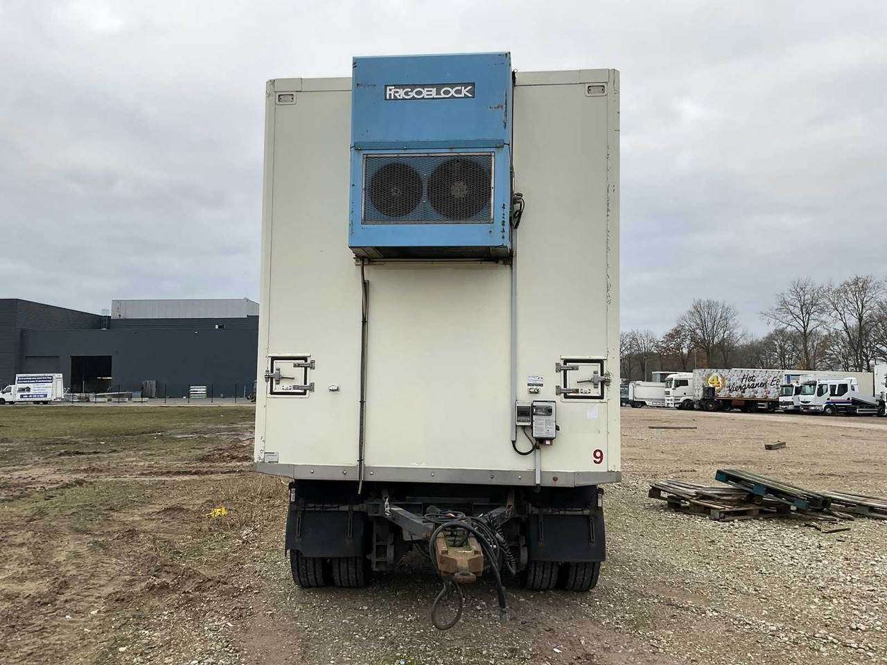 2004 VOGELZANG VA-10-10GB SLIM FRIDGE TRAILER - Trailer: picture 2 2004 VOGELZANG VA-10-10GB SLIM FRIDGE TRAILER - Trailer: picture 2