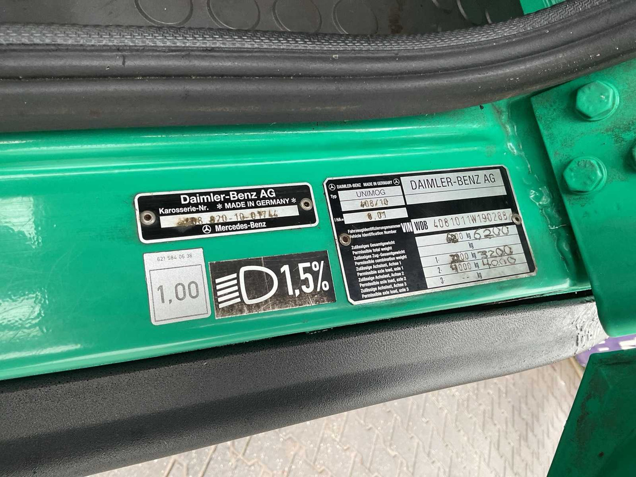 Truck 1998 MERCEDES-BENZ UNIMOG TRUCK: picture 16