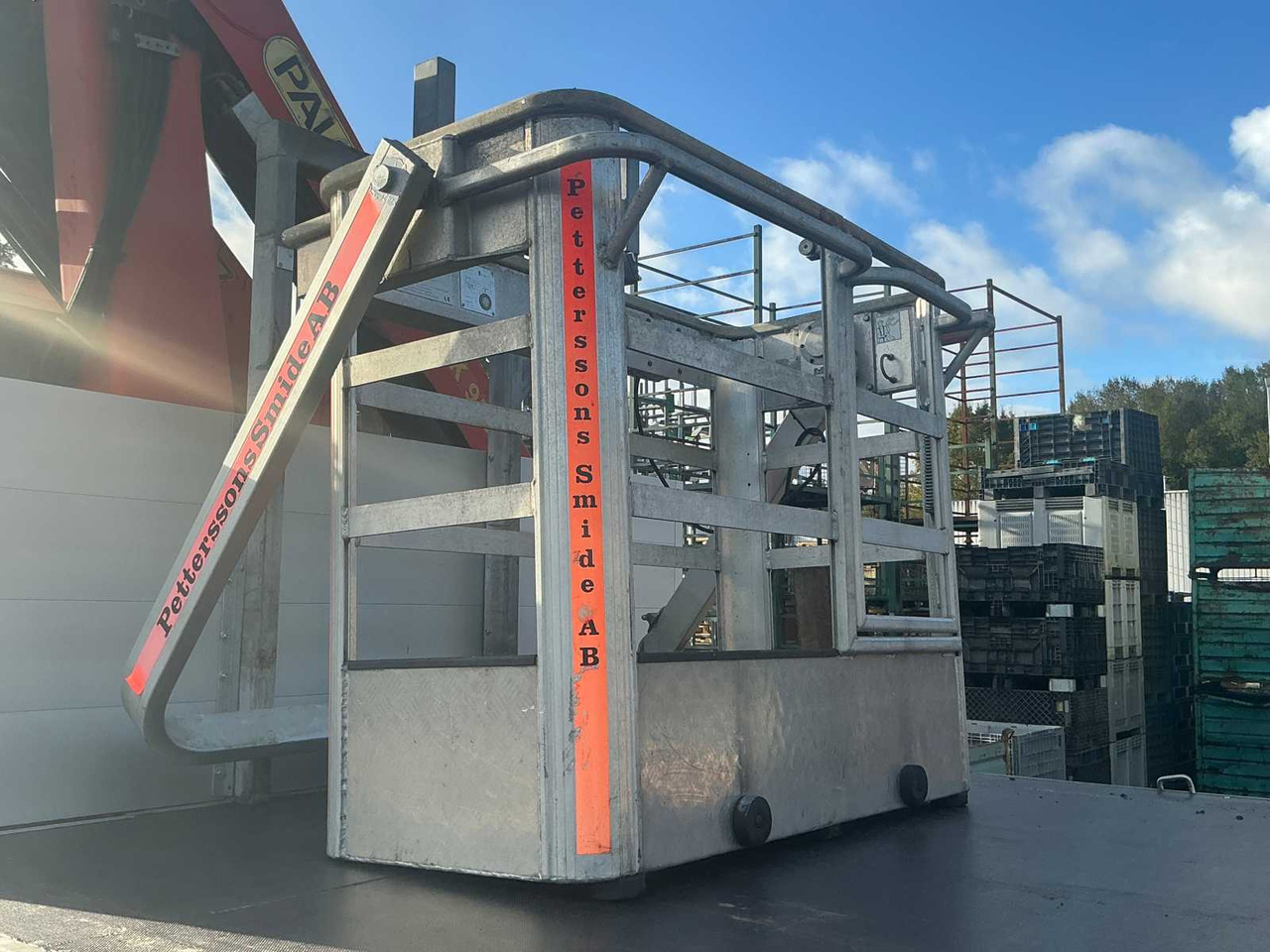 2002 MERCEDES-BENZ UNIMOG U2150L WITH PALFINGER PK 9501 CRANE AND AERIAL PLATFORM - Truck: picture 5 2002 MERCEDES-BENZ UNIMOG U2150L WITH PALFINGER PK 9501 CRANE AND AERIAL PLATFORM - Truck: picture 5