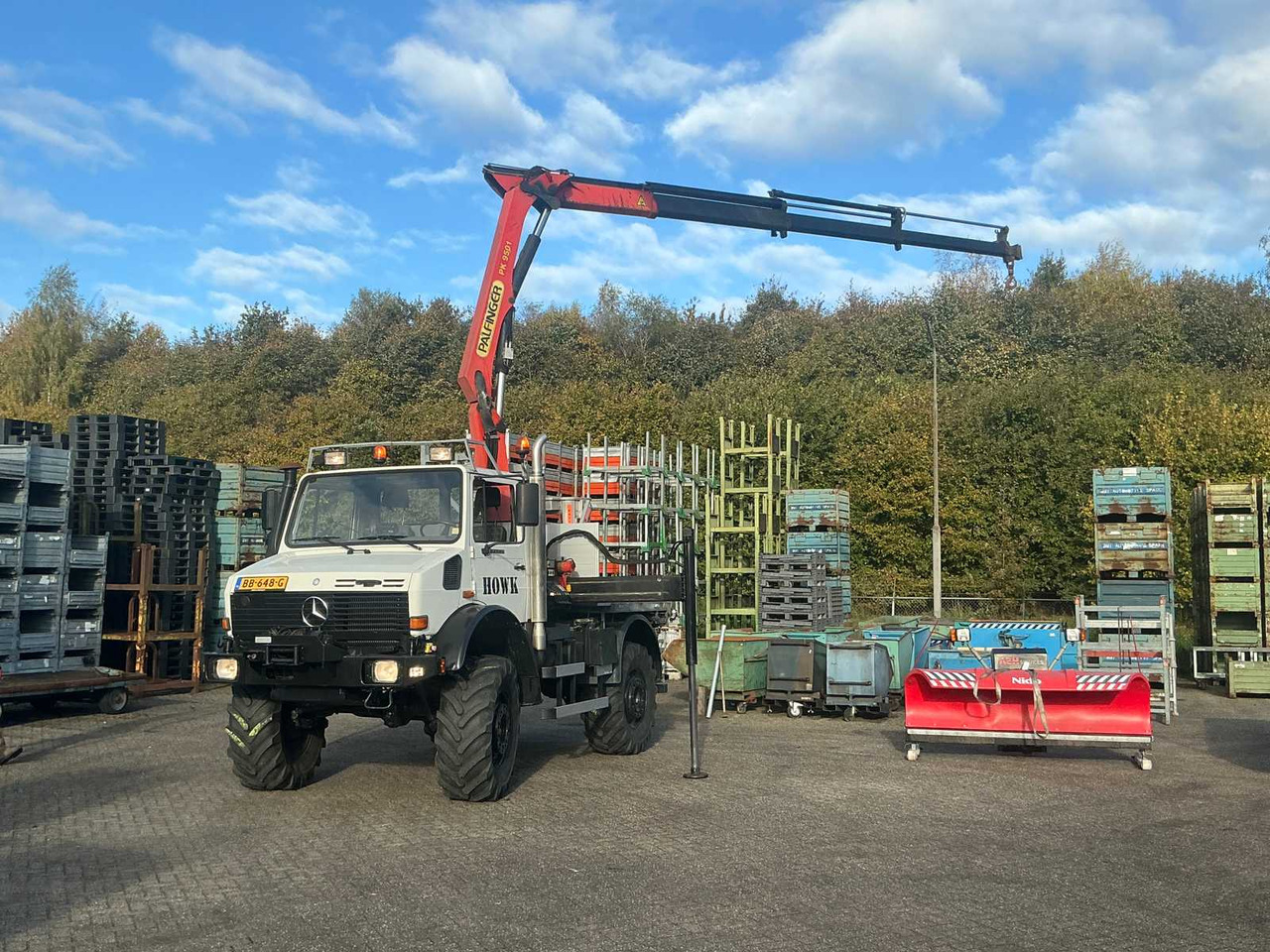 2002 MERCEDES-BENZ UNIMOG U2150L WITH PALFINGER PK 9501 CRANE AND AERIAL PLATFORM - Truck: picture 2 2002 MERCEDES-BENZ UNIMOG U2150L WITH PALFINGER PK 9501 CRANE AND AERIAL PLATFORM - Truck: picture 2