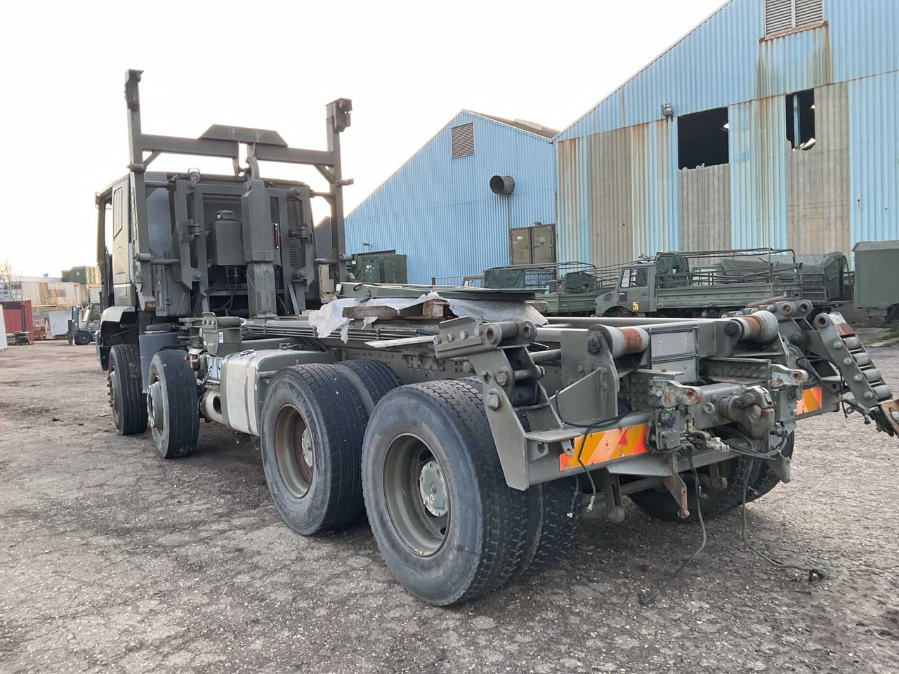 2004 IVECO EUROTRAKKER TRUCK - Truck: picture 4 2004 IVECO EUROTRAKKER TRUCK - Truck: picture 4