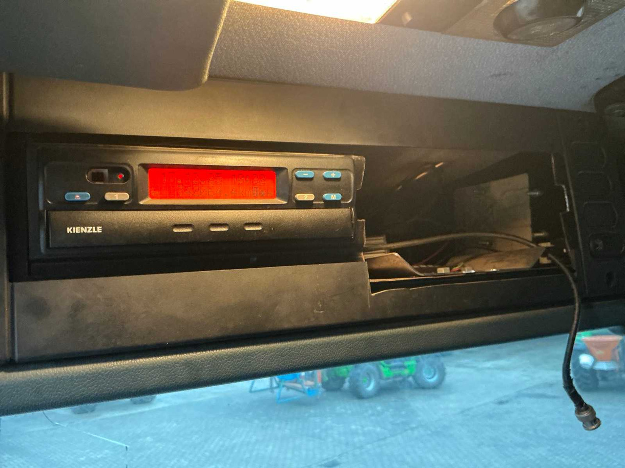 Truck 2005 GINAF GINC 3085 X4446 AGRICULTURAL TRUCK WITH TIPPER: picture 32