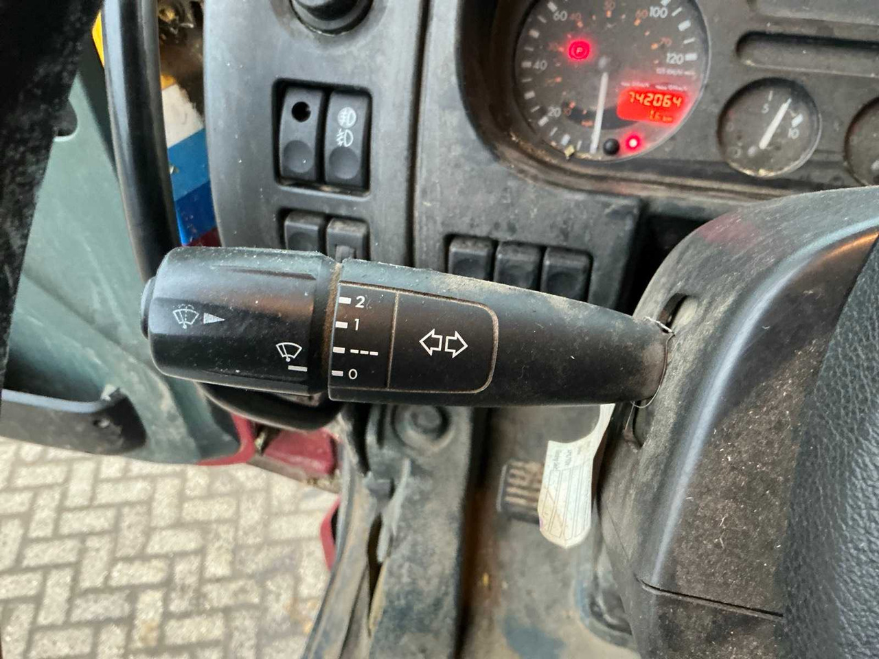 Truck 2005 GINAF GINC 3085 X4446 AGRICULTURAL TRUCK WITH TIPPER: picture 25