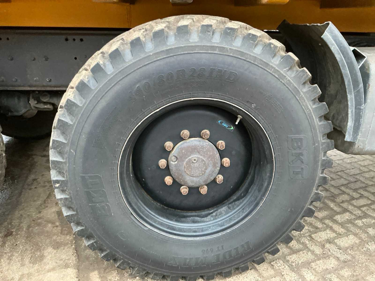 Truck 2005 GINAF GINC 3085 X4446 AGRICULTURAL TRUCK WITH TIPPER: picture 17