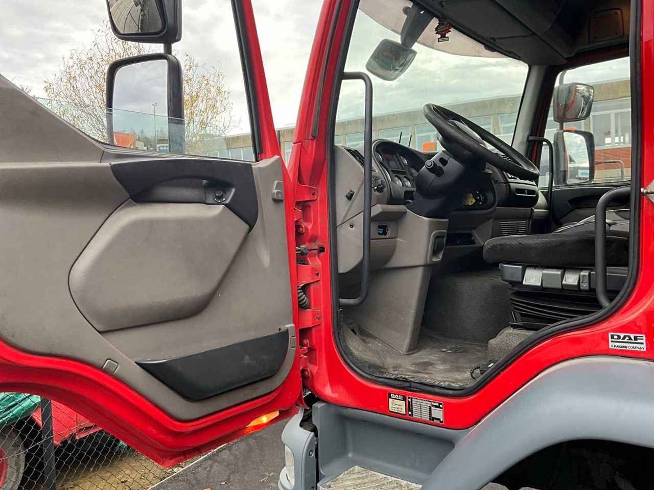 Truck 2010 DAF LF 55.250 - HYDRAULIC TAIL LIFT - 183000KM: picture 25 Truck 2010 DAF LF 55.250 - HYDRAULIC TAIL LIFT - 183000KM: picture 25