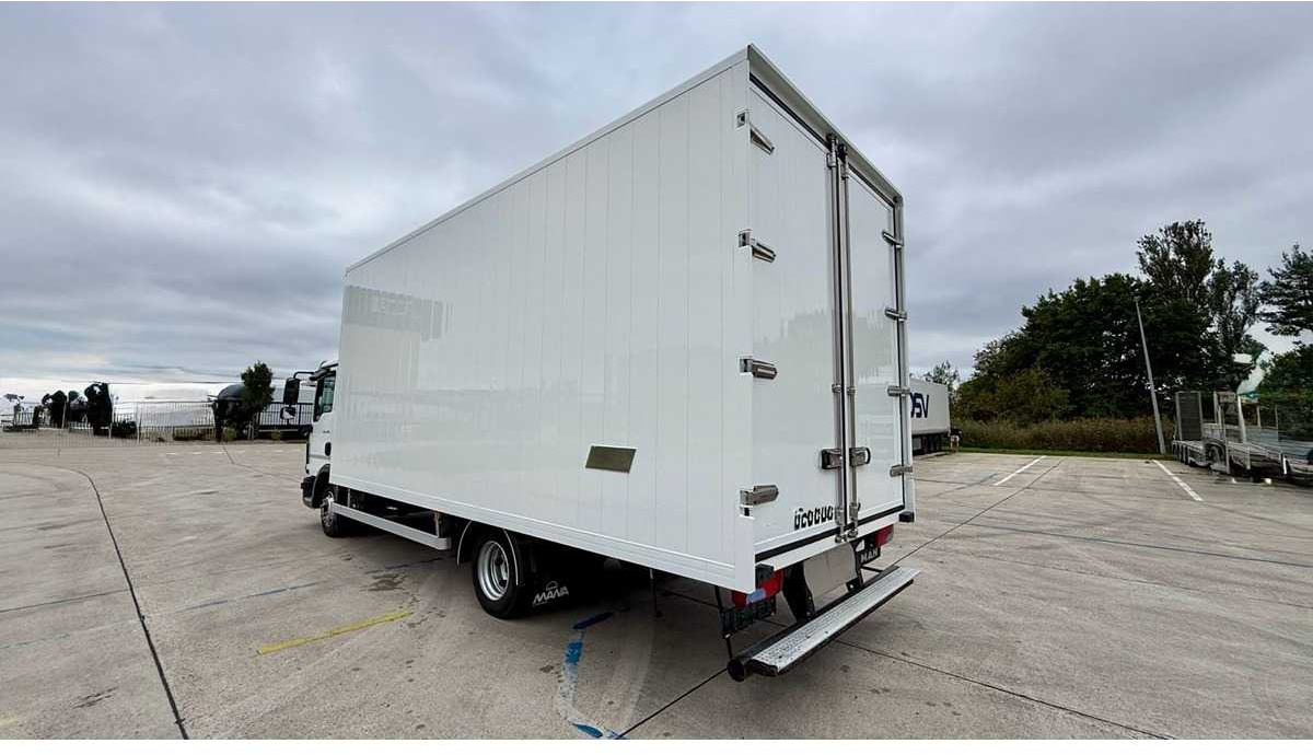 2016 MAN TGL 7.150 TRUCK - Truck: picture 4 2016 MAN TGL 7.150 TRUCK - Truck: picture 4