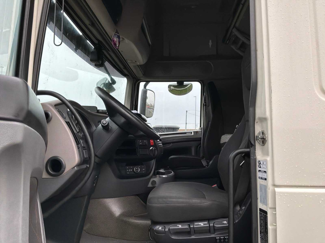 Truck 2021 DAF XF480 FT SUPER SPACE CAB SEMI-TRAILER TRACTOR 56-BZX-5: picture 8 Truck 2021 DAF XF480 FT SUPER SPACE CAB SEMI-TRAILER TRACTOR 56-BZX-5: picture 8