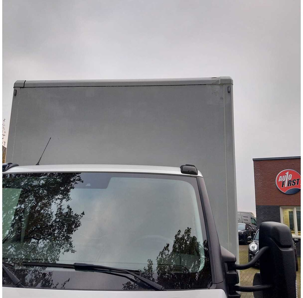 2021 SAXAS MKD 61 - M - E ATTACHMENT BOX WITH TAIL LIFT - Truck: picture 3 2021 SAXAS MKD 61 - M - E ATTACHMENT BOX WITH TAIL LIFT - Truck: picture 3