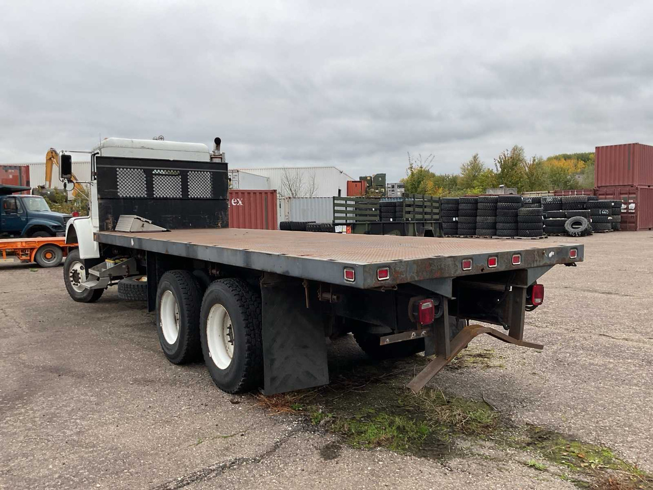 FREIGHTLINER TRUCK - Truck: picture 4 FREIGHTLINER TRUCK - Truck: picture 4