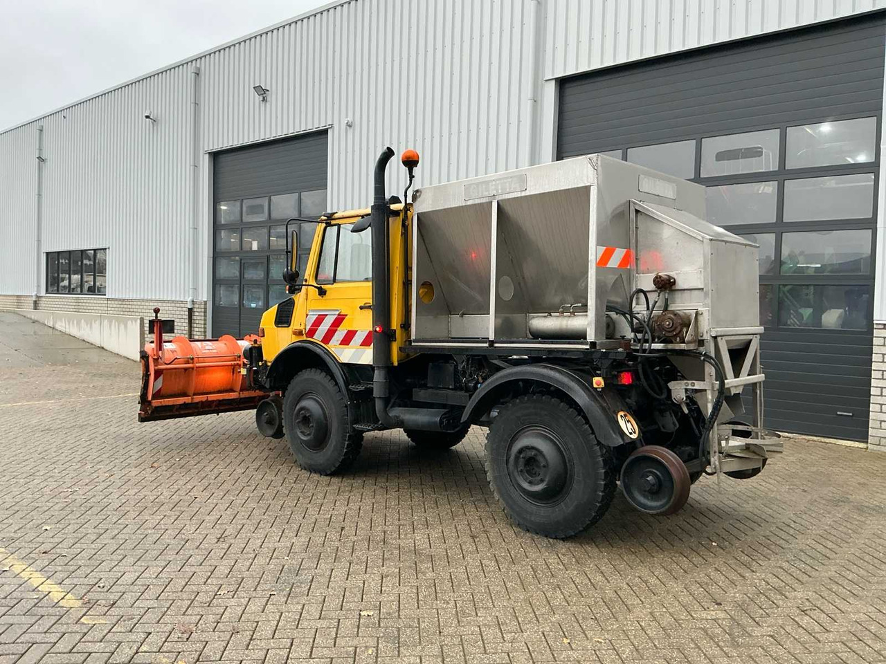 MERCEDES U1400 UNIMOG - Truck: picture 4 MERCEDES U1400 UNIMOG - Truck: picture 4