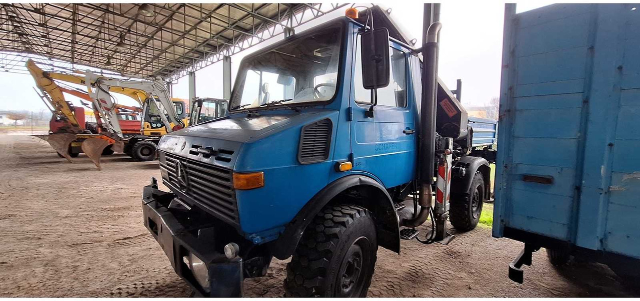 UNIMOG - 427-U1250 - TRUCK - 1992 - Truck: picture 4 UNIMOG - 427-U1250 - TRUCK - 1992 - Truck: picture 4