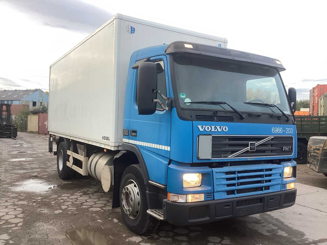 VOLVO FM 7 TRUCK - Truck: picture 2 VOLVO FM 7 TRUCK - Truck: picture 2