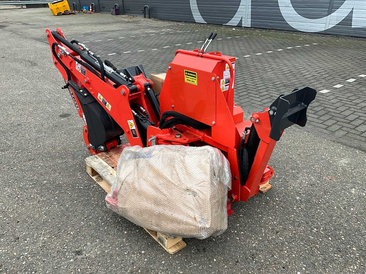 UNUSED AGMA BHM-175 ATTACHMENT STICK - Backhoe loader: picture 3 UNUSED AGMA BHM-175 ATTACHMENT STICK - Backhoe loader: picture 3