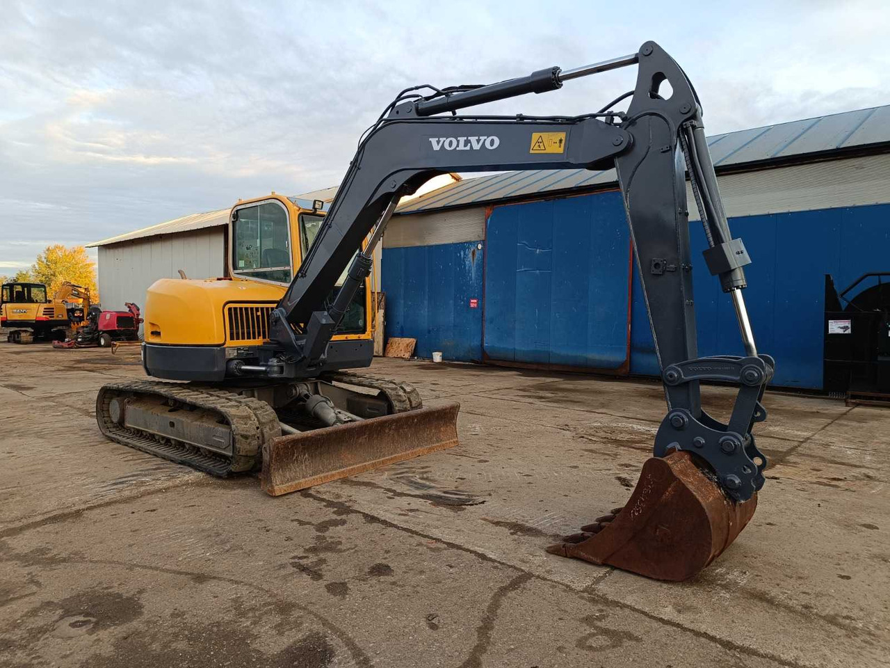 VOLVO - ECR88 - MIDI-EXCAVATOR - 2013 - Excavator: picture 3 VOLVO - ECR88 - MIDI-EXCAVATOR - 2013 - Excavator: picture 3