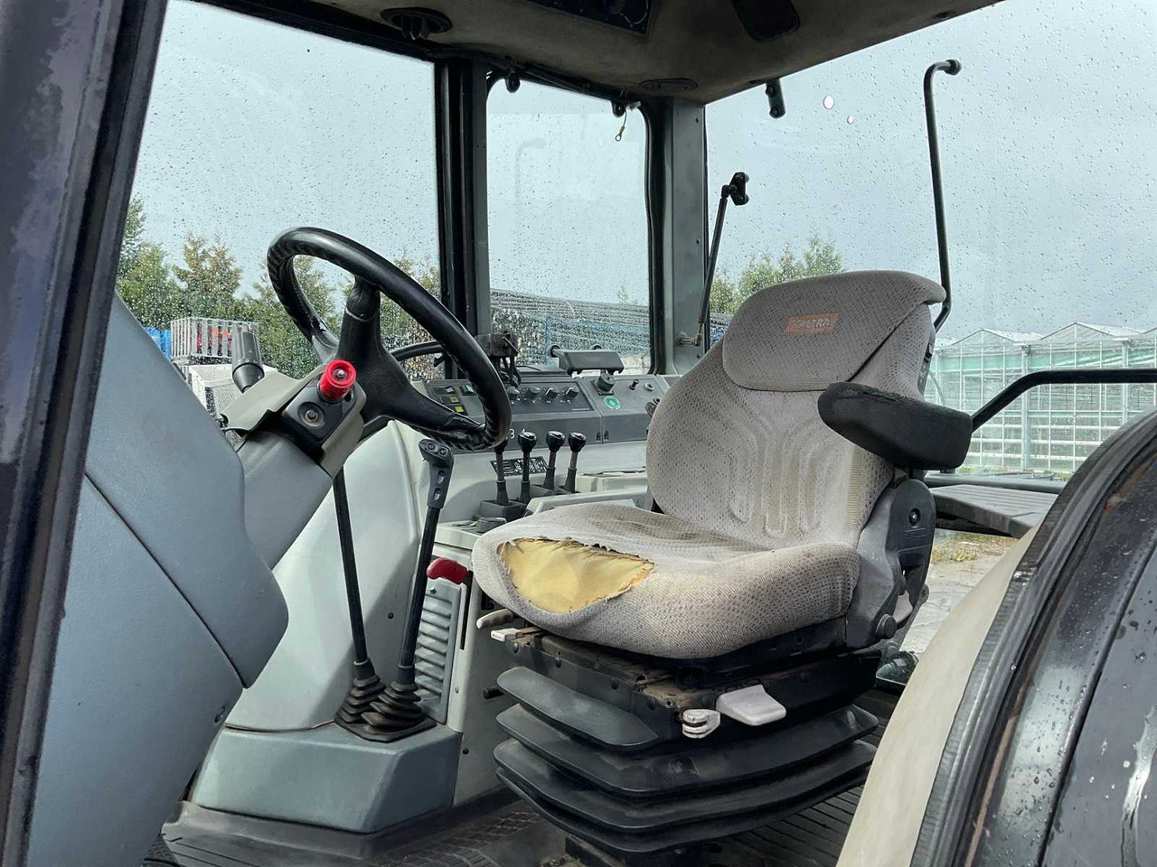 Farm tractor Valtra Valmet 8150 high tech: picture 10