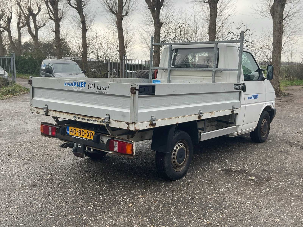 2002 VOLKSWAGEN TRANSPORTER 2.5 TDI 292 COMMERCIAL VEHICLE - Van: picture 3 2002 VOLKSWAGEN TRANSPORTER 2.5 TDI 292 COMMERCIAL VEHICLE - Van: picture 3