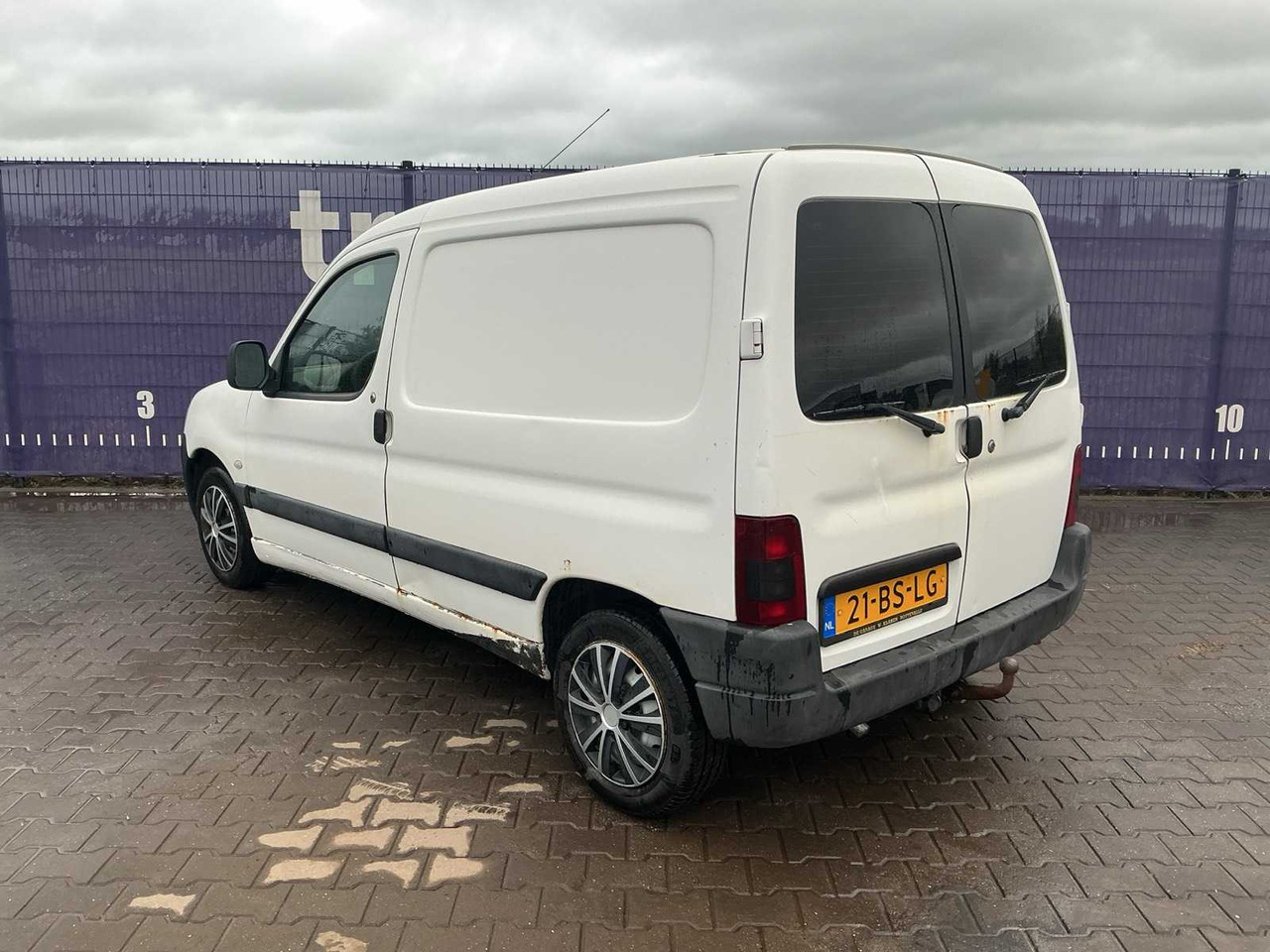 2005 - PEUGEOT - PARTNER - 170C 1.9 D AVANTAGE - COMMERCIAL VEHICLE - Van: picture 3 2005 - PEUGEOT - PARTNER - 170C 1.9 D AVANTAGE - COMMERCIAL VEHICLE - Van: picture 3