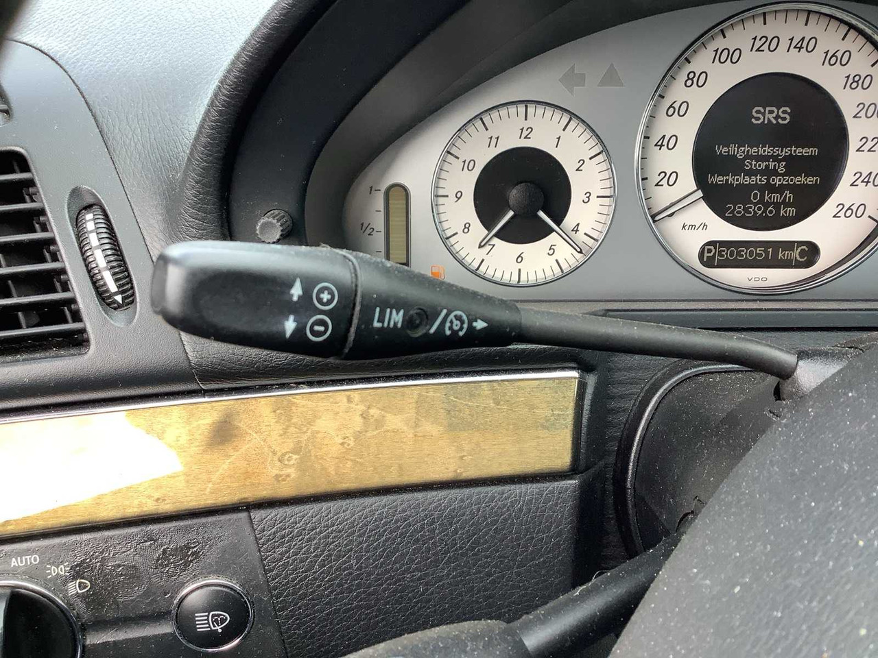 Van 2006 - MERCEDES-BENZ - E320 CDI COMMERCIAL VEHICLE: picture 11 Van 2006 - MERCEDES-BENZ - E320 CDI COMMERCIAL VEHICLE: picture 11