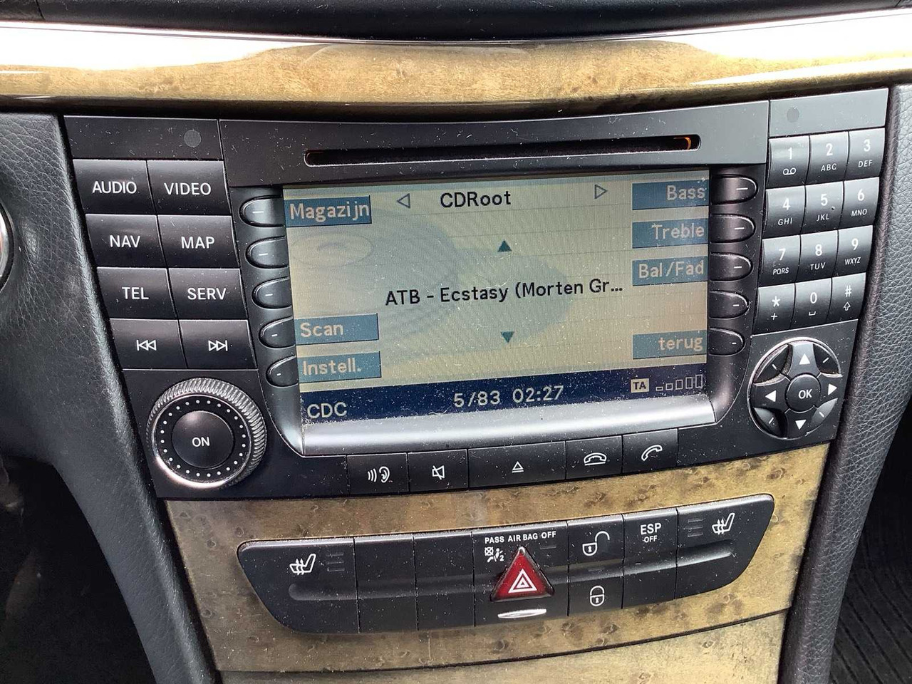 Van 2006 - MERCEDES-BENZ - E320 CDI COMMERCIAL VEHICLE: picture 18 Van 2006 - MERCEDES-BENZ - E320 CDI COMMERCIAL VEHICLE: picture 18