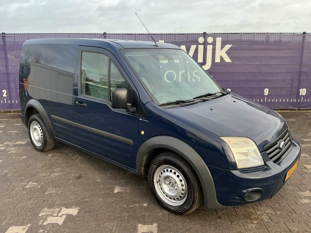 2013 - FORD - TRANSIT CONNECT - T200S 1.8 TDCI TREND - COMMERCIAL VEHICLE - Van: picture 2 2013 - FORD - TRANSIT CONNECT - T200S 1.8 TDCI TREND - COMMERCIAL VEHICLE - Van: picture 2
