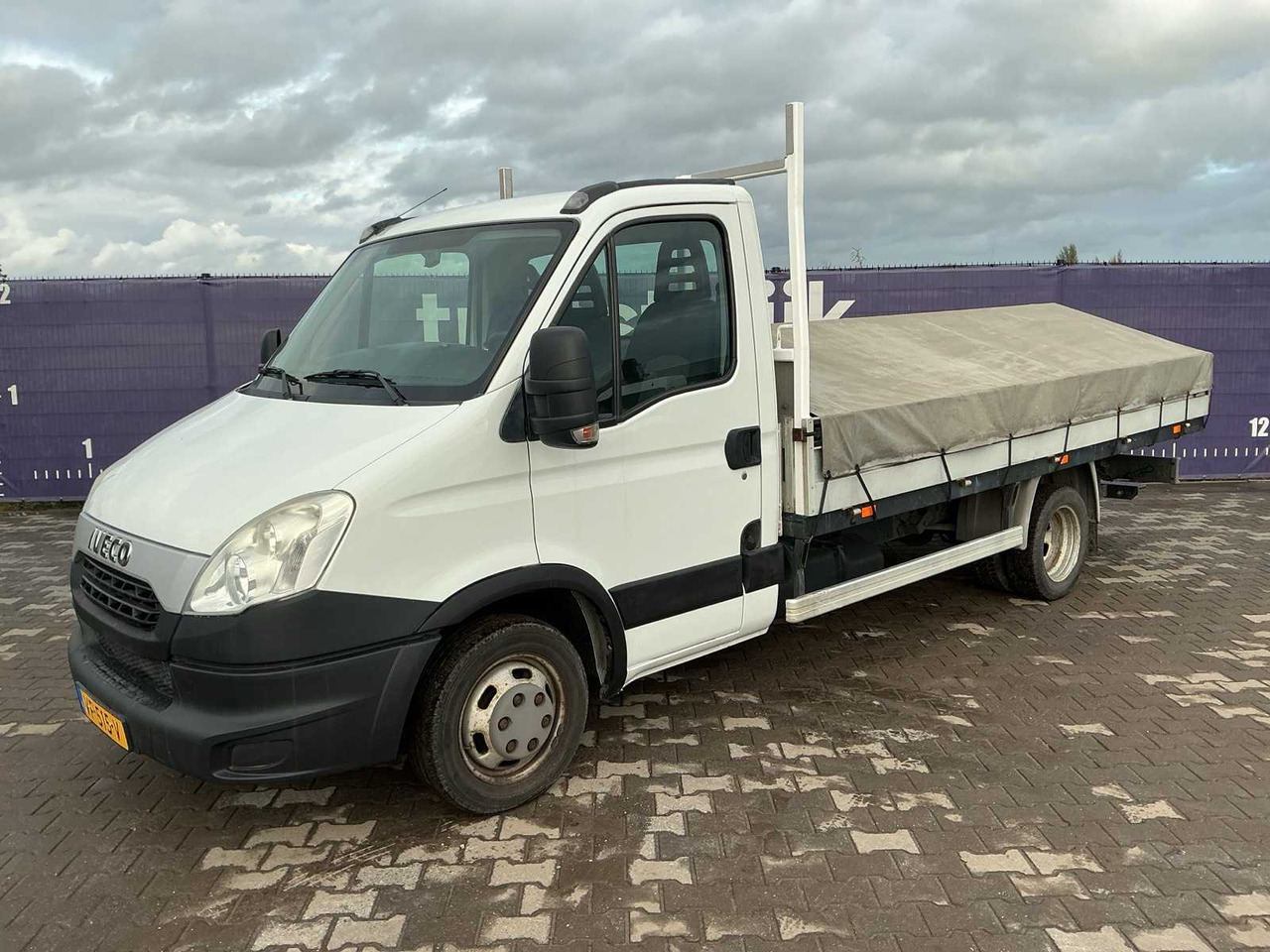 2013 - IVECO - DAILY - 35C15 375 - COMMERCIAL VEHICLE/PICK-UP - Van: picture 1 2013 - IVECO - DAILY - 35C15 375 - COMMERCIAL VEHICLE/PICK-UP - Van: picture 1