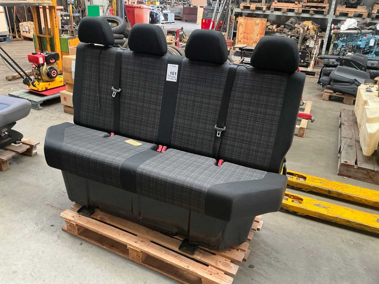 2015 MERCEDES-BENZ 519 SPRINTER REAR SEAT - Van: picture 2 2015 MERCEDES-BENZ 519 SPRINTER REAR SEAT - Van: picture 2