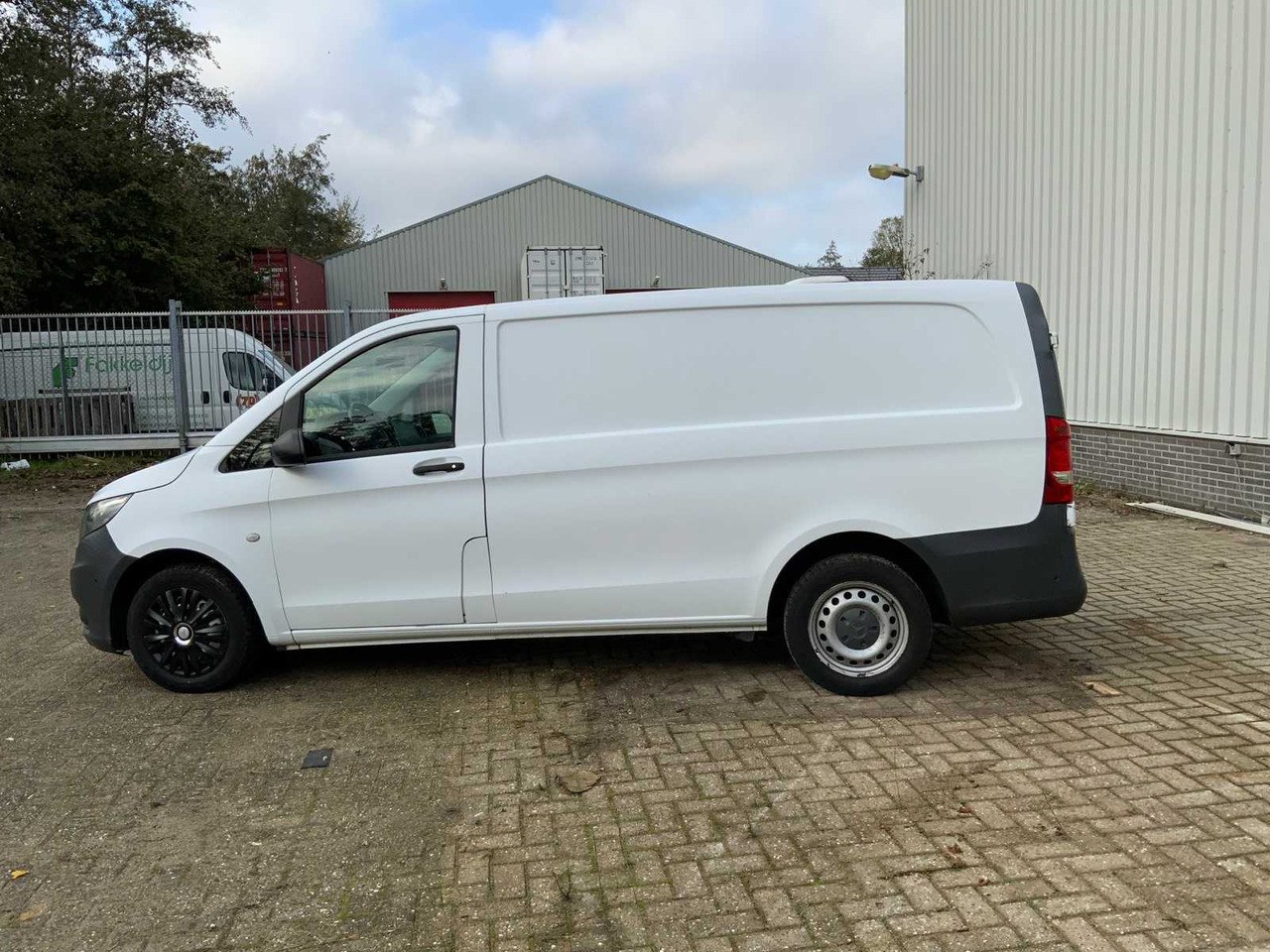 2015 MERCEDES-BENZ VITO COMMERCIAL VEHICLE - Van: picture 2 2015 MERCEDES-BENZ VITO COMMERCIAL VEHICLE - Van: picture 2