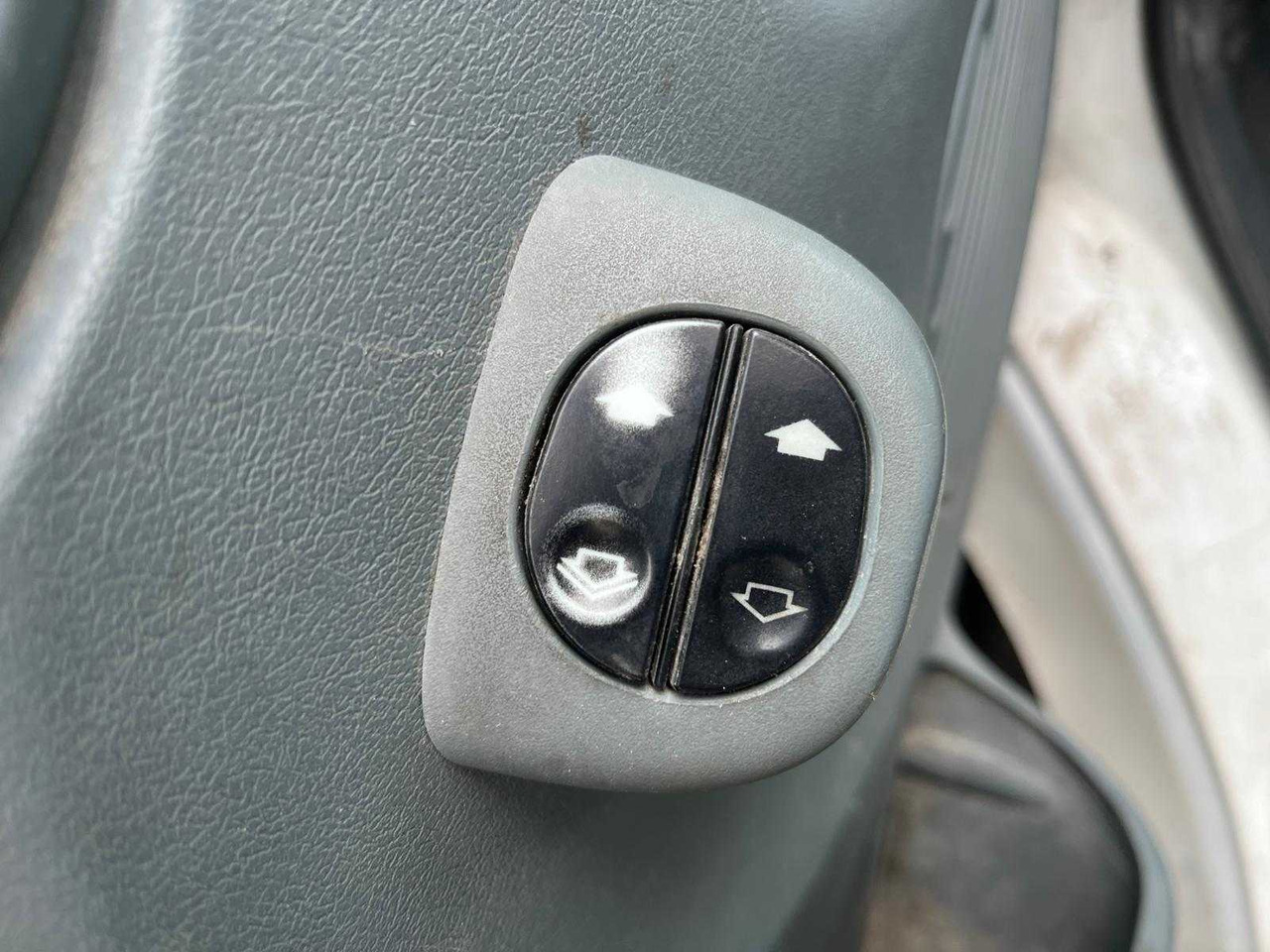 Van FORD TRANSIT 260S 2.2 TDCI ECONOMY EDITION | 7-VPK-29: picture 14