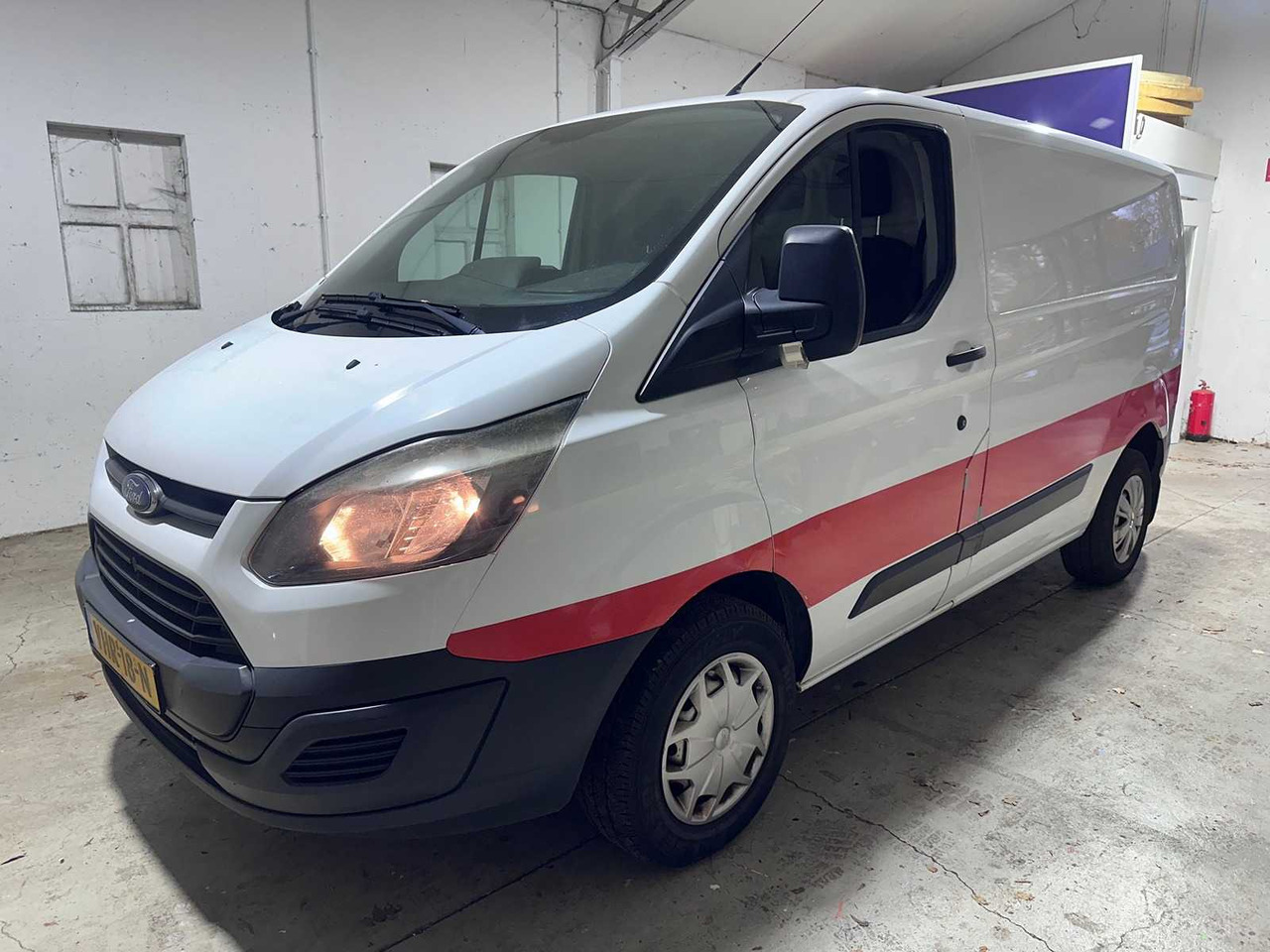 FORD - TRANSIT - 310 2.0 TDCI L2H2 TR - VFR-18-N - Van: picture 1 FORD - TRANSIT - 310 2.0 TDCI L2H2 TR - VFR-18-N - Van: picture 1