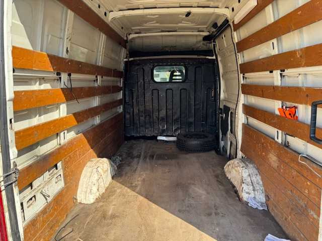 Van IVECO - COMMERCIAL VEHICLE: picture 11 Van IVECO - COMMERCIAL VEHICLE: picture 11