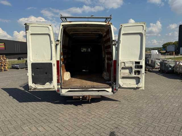 Van IVECO - COMMERCIAL VEHICLE: picture 8 Van IVECO - COMMERCIAL VEHICLE: picture 8