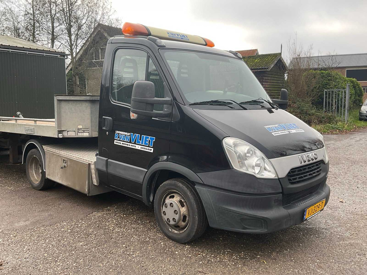 IVECO - DAILY - 35C17 300 - COMMERCIAL VEHICLE - Van: picture 2 IVECO - DAILY - 35C17 300 - COMMERCIAL VEHICLE - Van: picture 2