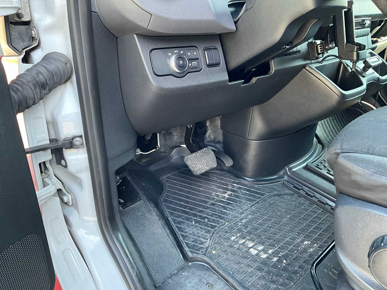 Van MERCEDES-BENZ SPRINTER 419 CDI AMBULANCE ITW: picture 20 Van MERCEDES-BENZ SPRINTER 419 CDI AMBULANCE ITW: picture 20