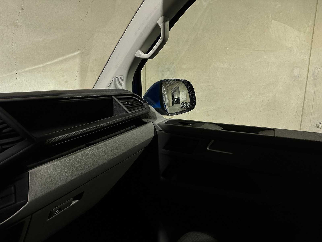 Van VOLKSWAGEN TRANSPORTER 2.0 TDI L1H1 28 90HP 2021, VLF-37-F COMMERCIAL VEHICLE: picture 23