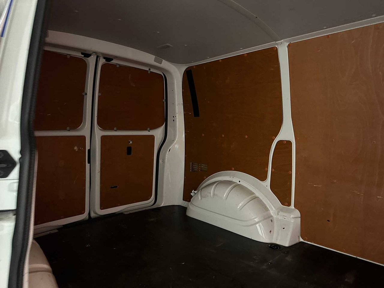 Van VOLKSWAGEN TRANSPORTER 2.0 TDI L1H1 28 90HP 2021, VLF-37-F COMMERCIAL VEHICLE: picture 31