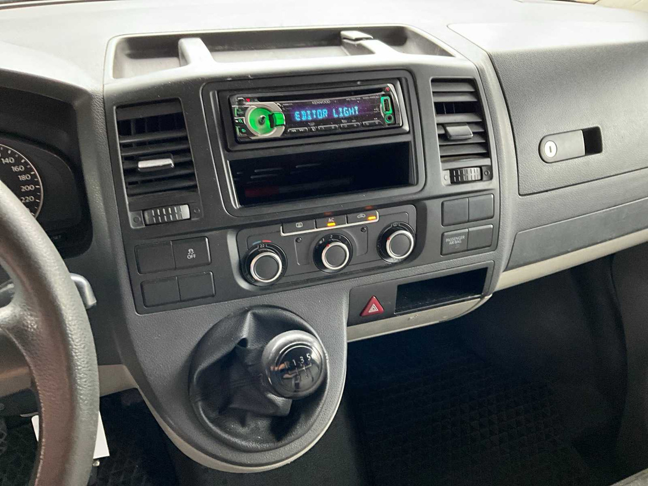 Van VOLKSWAGEN TRANSPORTER VANS: picture 11