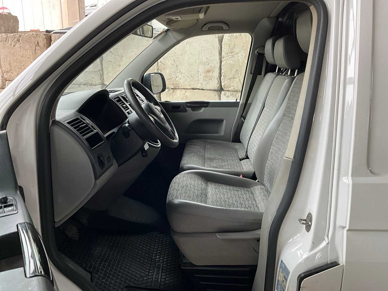 Van VOLKSWAGEN TRANSPORTER VANS: picture 7