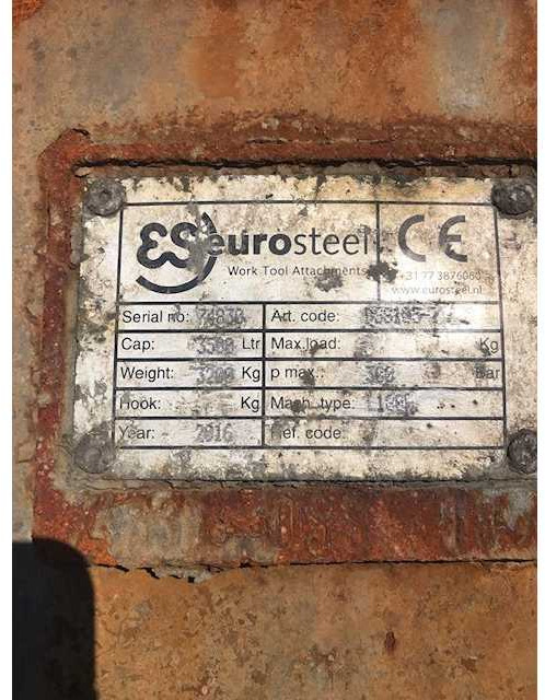 Volvo - Excavator bucket: picture 3 Volvo - Excavator bucket: picture 3