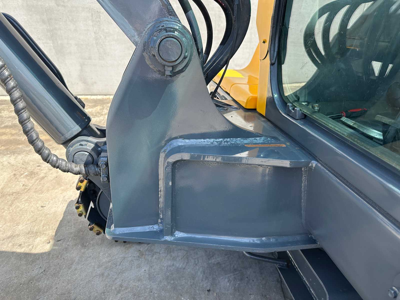 Crawler excavator Volvo EC55B: picture 14